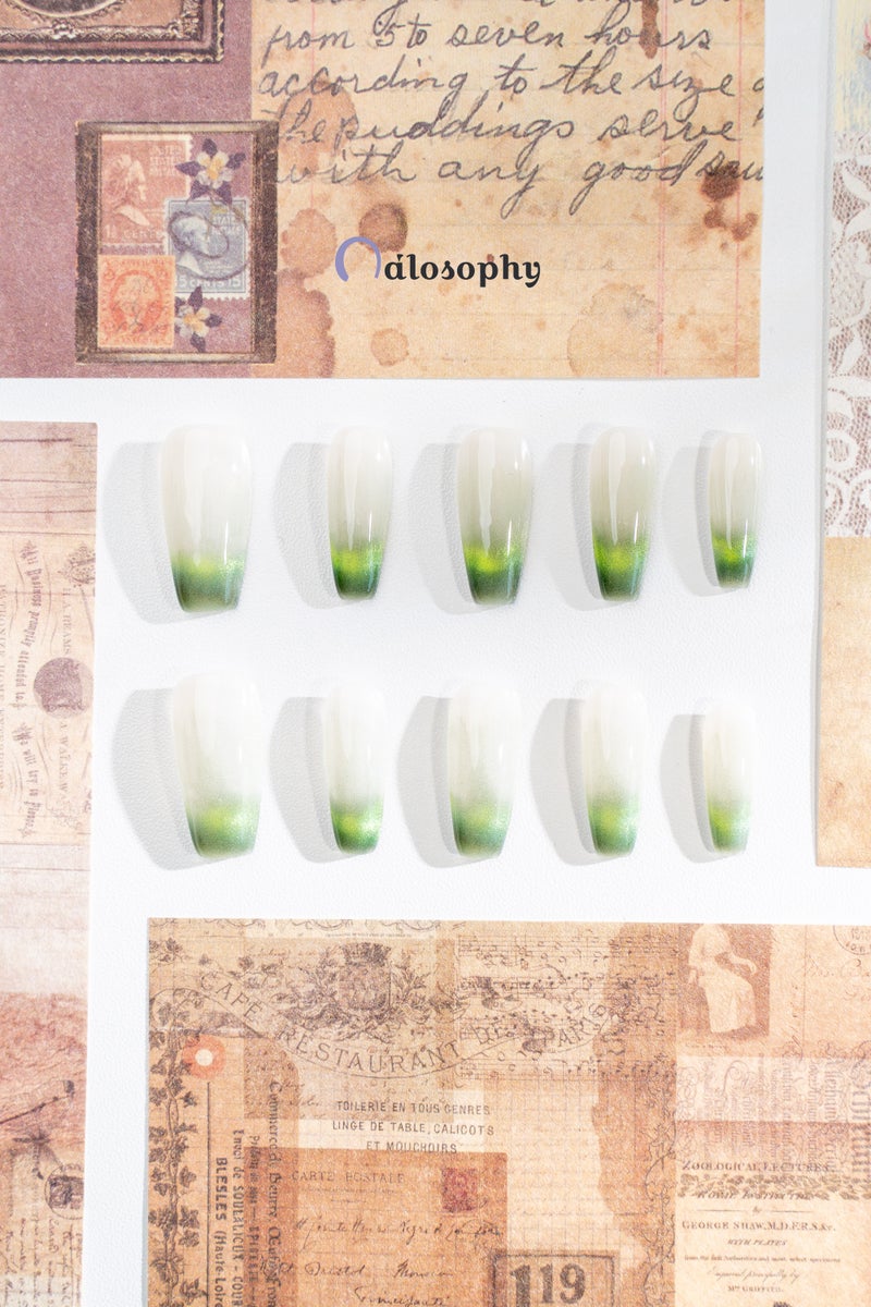 Nailosophy أظافر فاخرة مصنوعة يدويًا قابلة للصق بتدرج لون الماتشا اللامع على شكل عين القط | شكل كوفين - Image 2